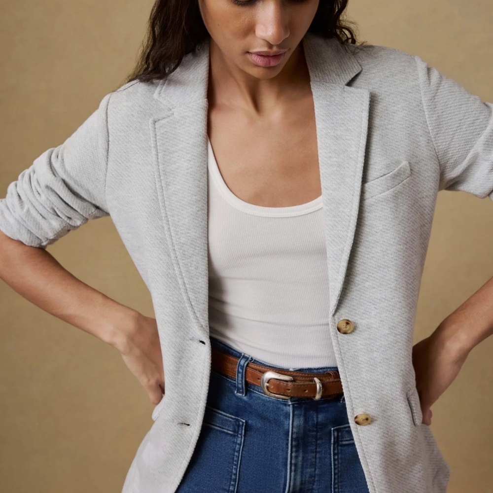 Faherty Light Cream Two-Button Knit Blazer